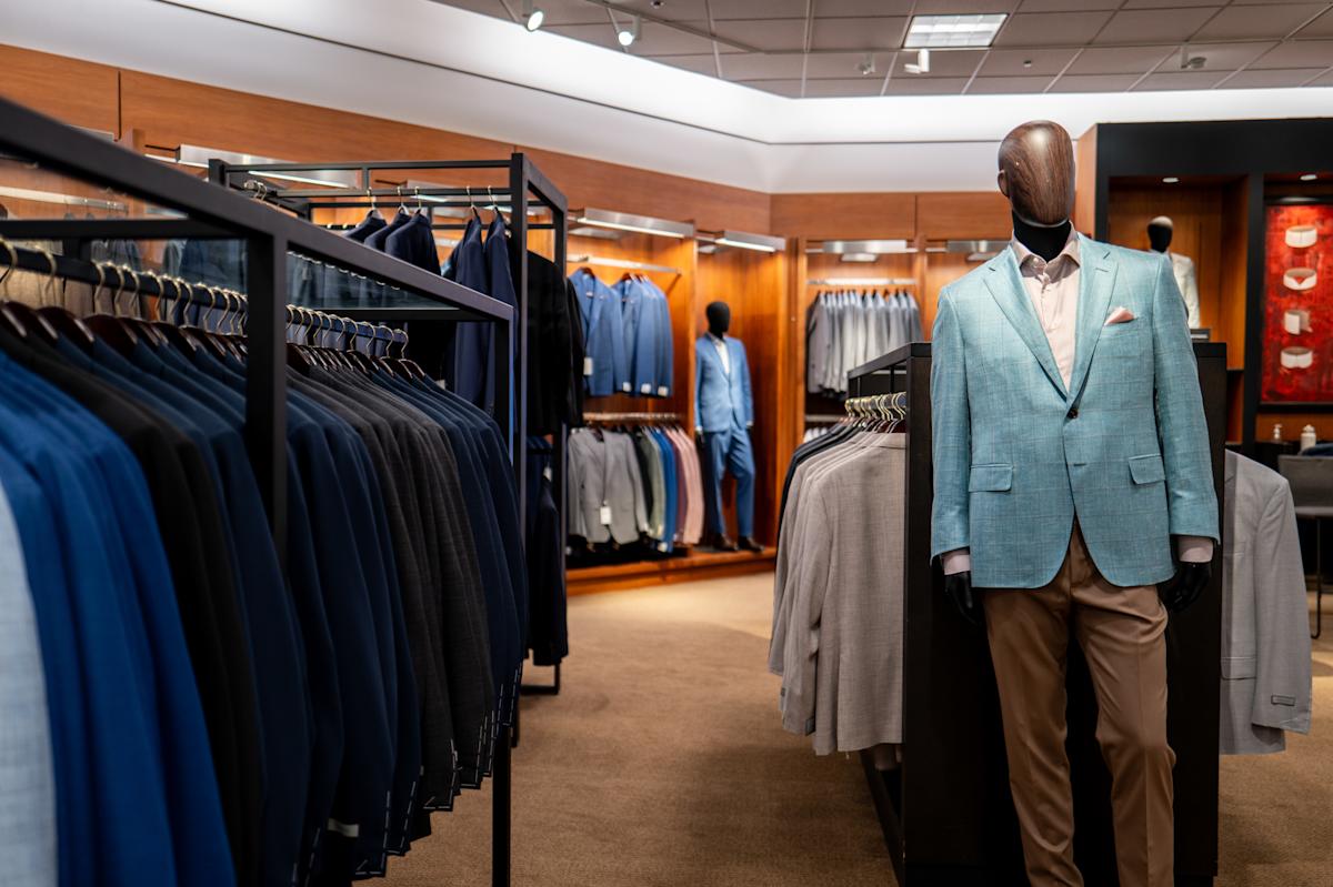 Retail sales rise more than expected in June